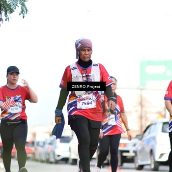 Runner Photo 6010181