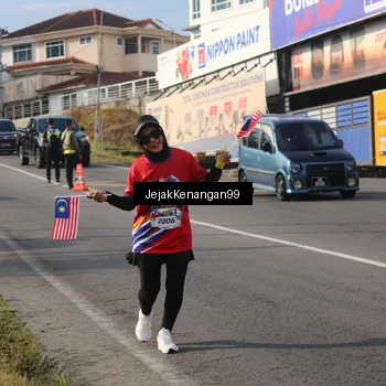 Runner Photo 6010186
