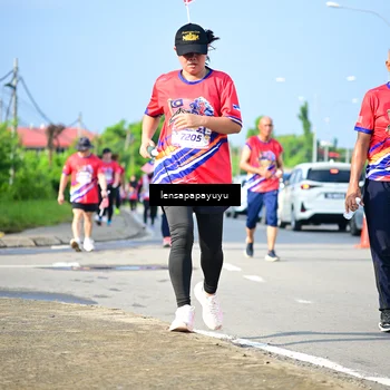 Runner Photo 6010191