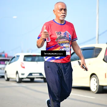 Runner Photo 6010199
