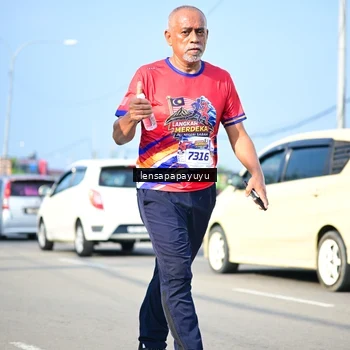 Runner Photo 6010200