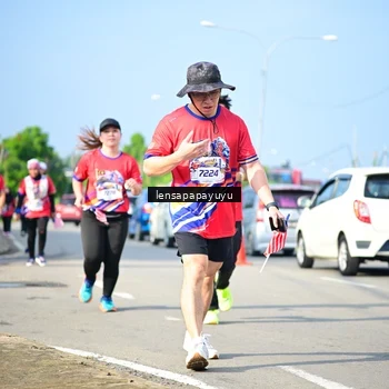 Runner Photo 6010203