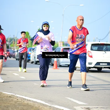 Runner Photo 6010205