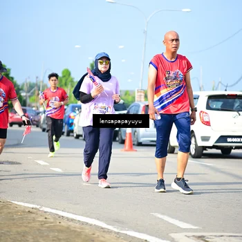 Runner Photo 6010206