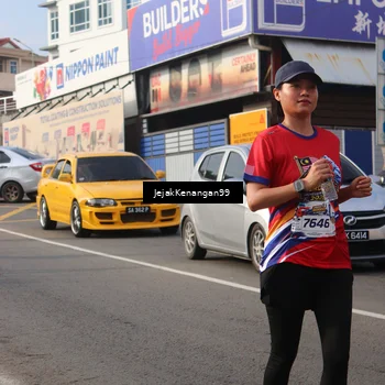 Runner Photo 6010210