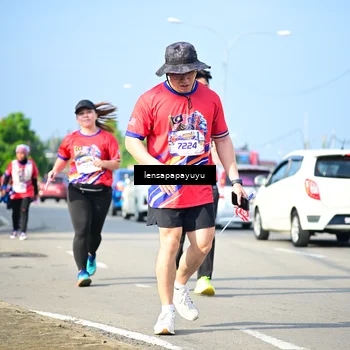 Runner Photo 6010212