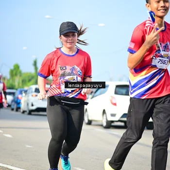 Runner Photo 6010219