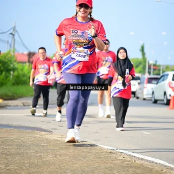 Runner Photo 6010235