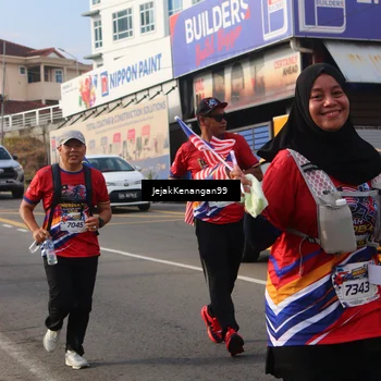 Runner Photo 6010251