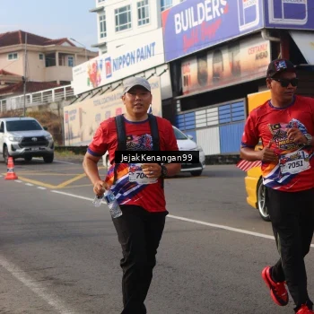 Runner Photo 6010260
