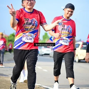 Runner Photo 6010261