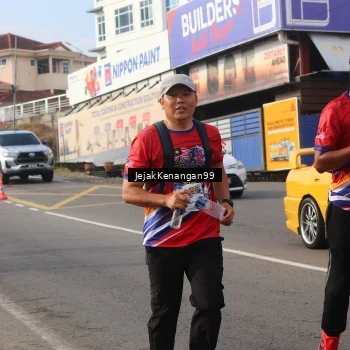 Runner Photo 6010265