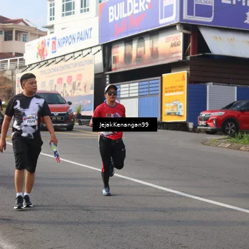 Runner Photo 6010299