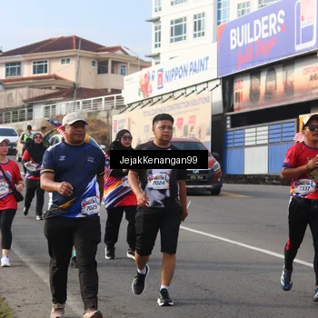 Runner Photo 6010305