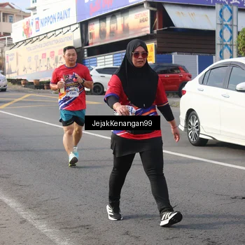 Runner Photo 6010316