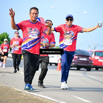Runner Photo 6010318