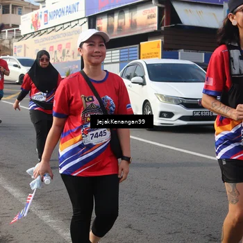 Runner Photo 6010319