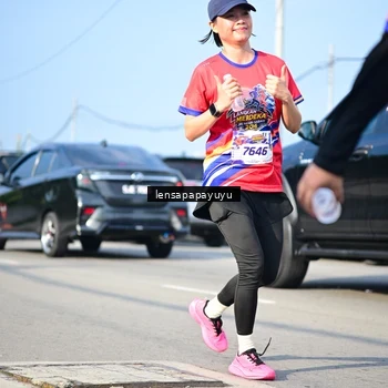 Runner Photo 6010344