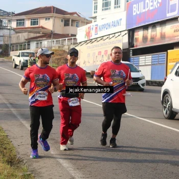 Runner Photo 6010385