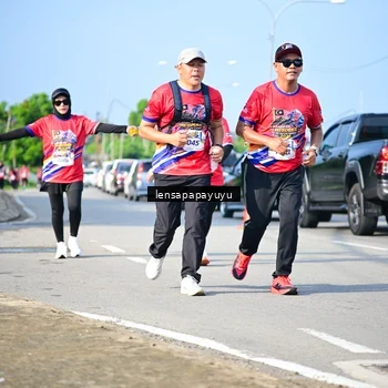 Runner Photo 6010388