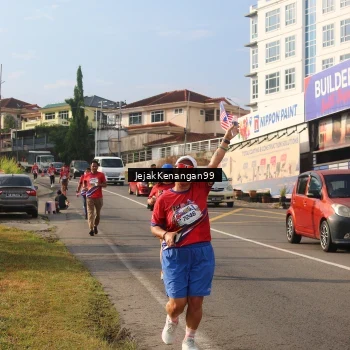 Runner Photo 6010444