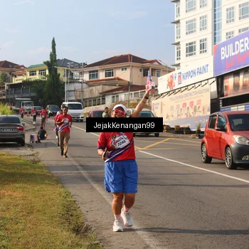 Runner Photo 6010449