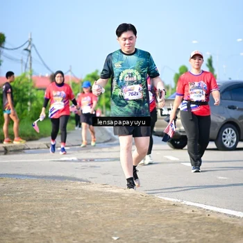 Runner Photo 6010489