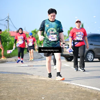 Runner Photo 6010496
