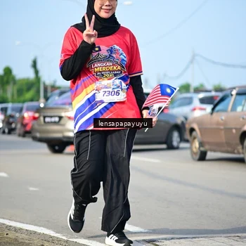 Runner Photo 6010604