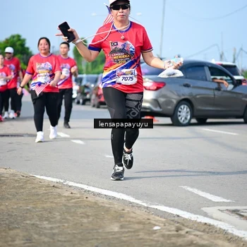 Runner Photo 6010611