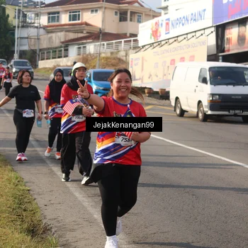 Runner Photo 6010626