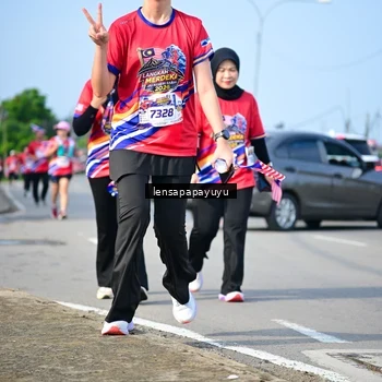 Runner Photo 6010651