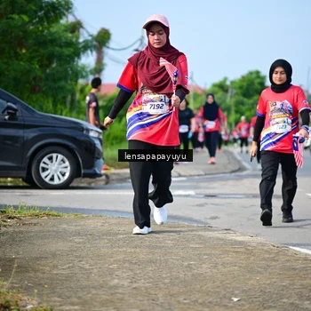 Runner Photo 6010663