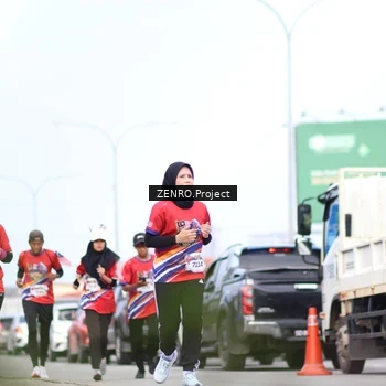 Runner Photo 6010674