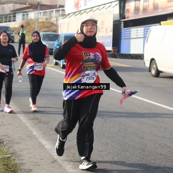 Runner Photo 6010697