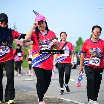 Runner Photo 6010737