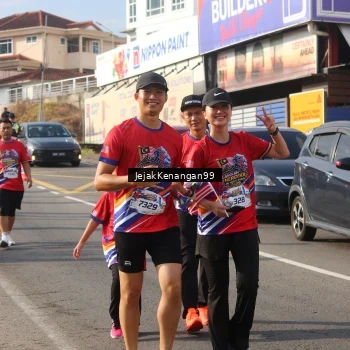 Runner Photo 6010765