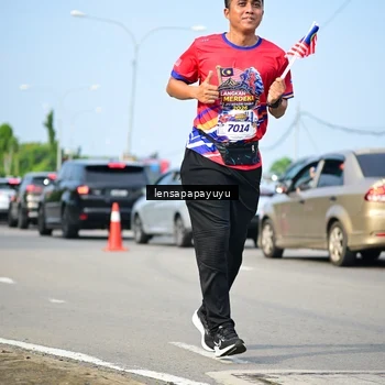 Runner Photo 6010801