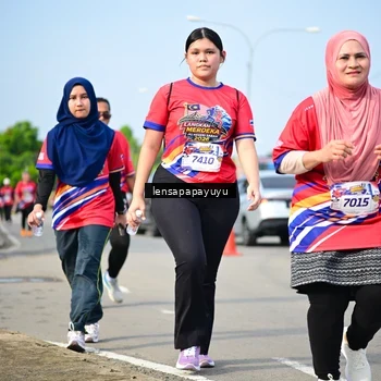 Runner Photo 6010812