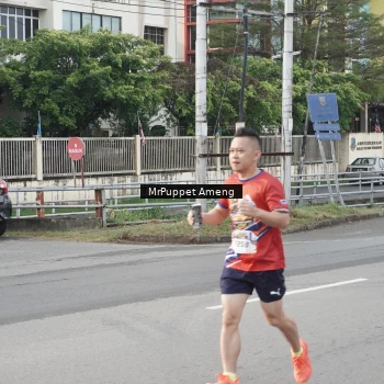 Runner Photo 6010850