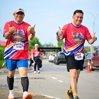Runner Photo 6010873