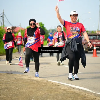 Runner Photo 6010878