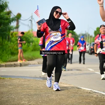 Runner Photo 6010897