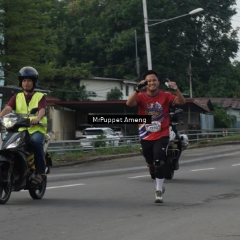 Runner Photo 6010899