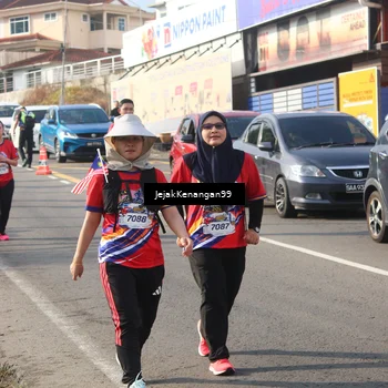 Runner Photo 6010935