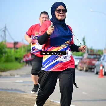 Runner Photo 6010941