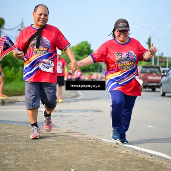 Runner Photo 6010975