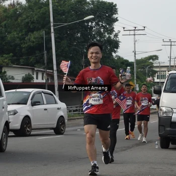 Runner Photo 6010993