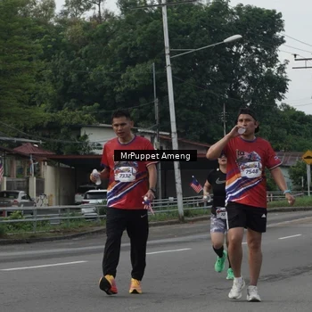 Runner Photo 6011010