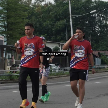 Runner Photo 6011014